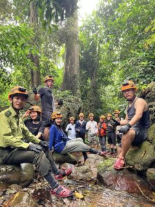 Kinh nghiệm Trekking Phong Nha