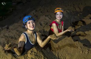 Động Phong Nha ở đâu