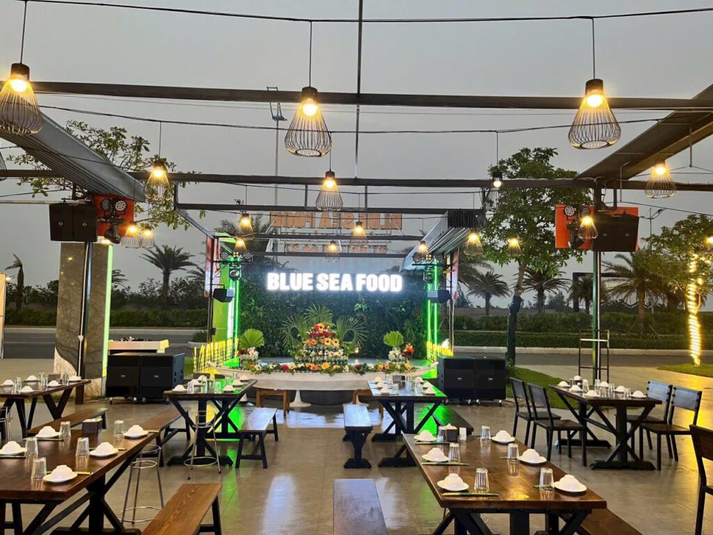 Mách bạn 10 nhà hàng ngon ở Đồng Hới nhất định phải thử (Cập nhật 2026) 6 Blue seafood Nhà hàng ngon ở Đồng Hới
