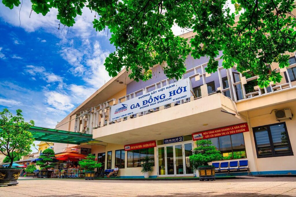 Chính thức mở tuyến tàu hỏa du lịch Huế Phong Nha 5 Tuyến tàu hỏa du lịch Huế Phong Nha